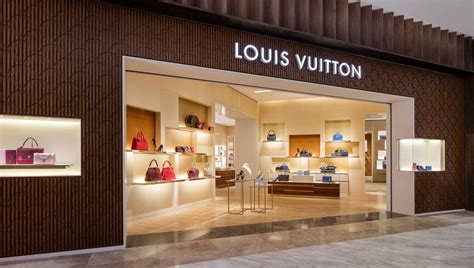 lv palacio de hierro|Localizador de tiendas .